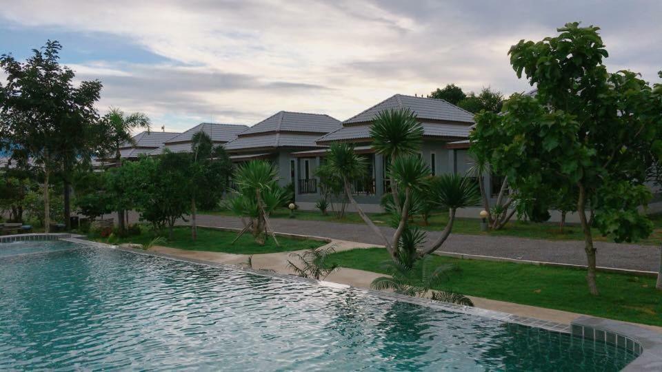 Kp Mountain Beach Pran Buri Ngoại thất bức ảnh