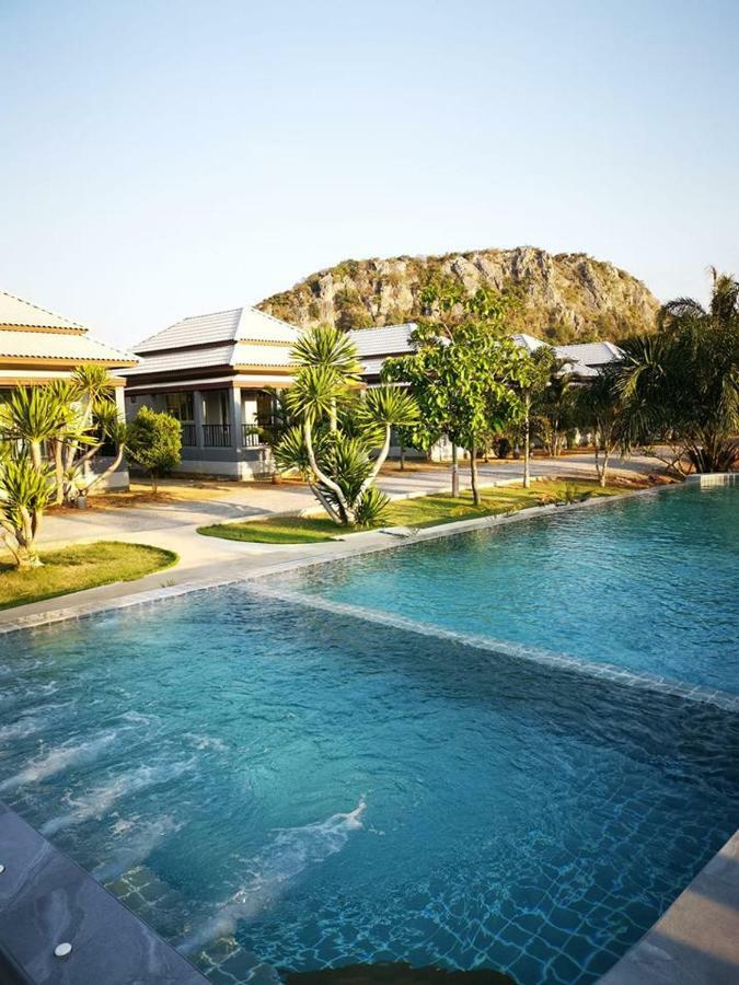 Kp Mountain Beach Pran Buri Ngoại thất bức ảnh